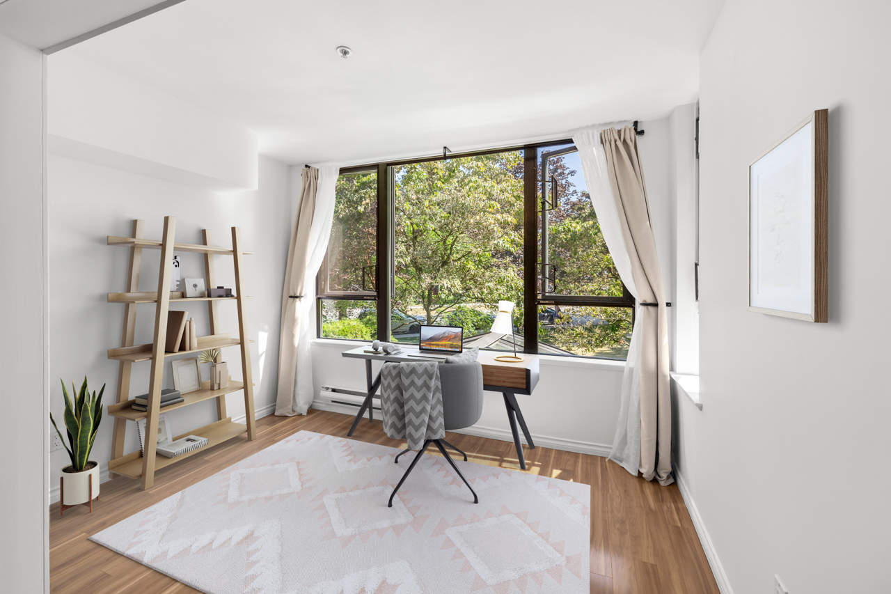 213 175 E 10th Street, North Vancouver