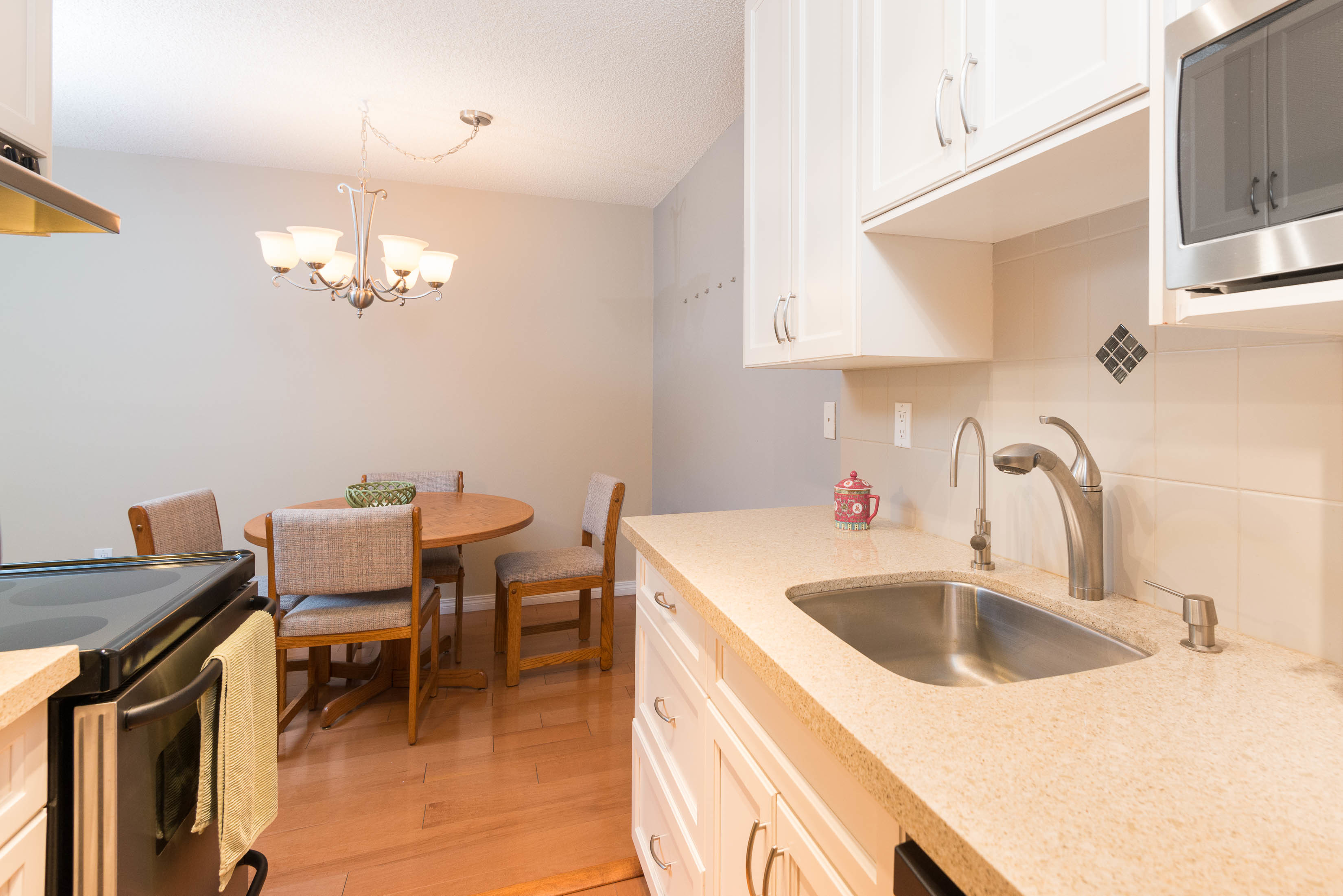 102 - 340 W 3rd Street, North Vancouver