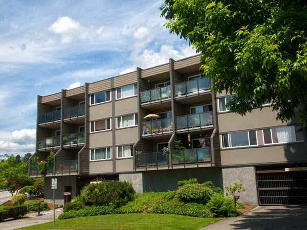 304 - 212 Forbes Avenue, North Vancouver