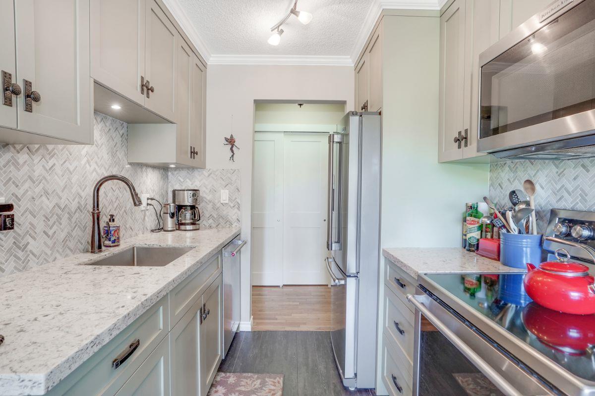 508 - 555 W 28th Street, North Vancouver